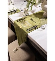 DESPO TABLE RUNNER