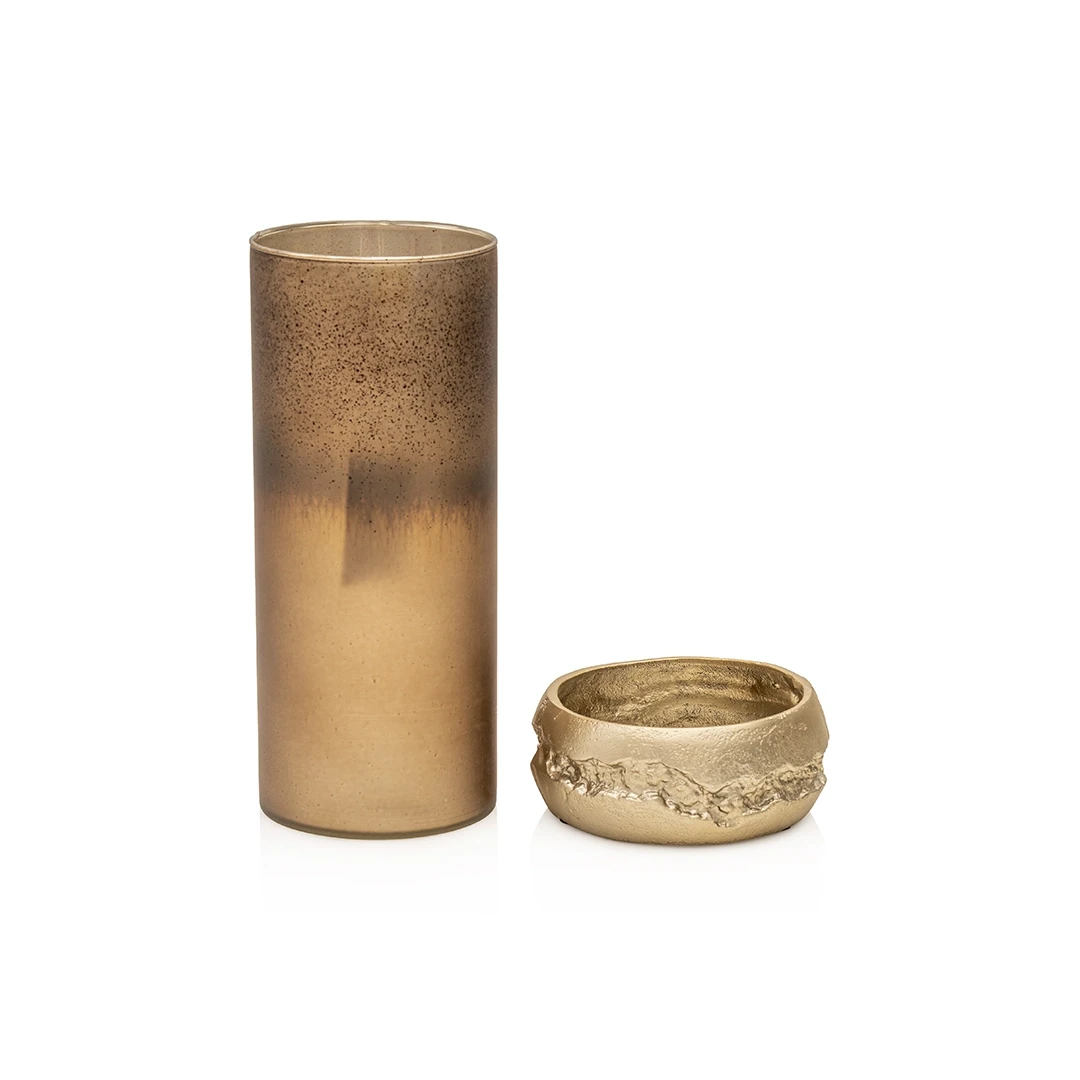 حامل شموع ميابايت ذهبي