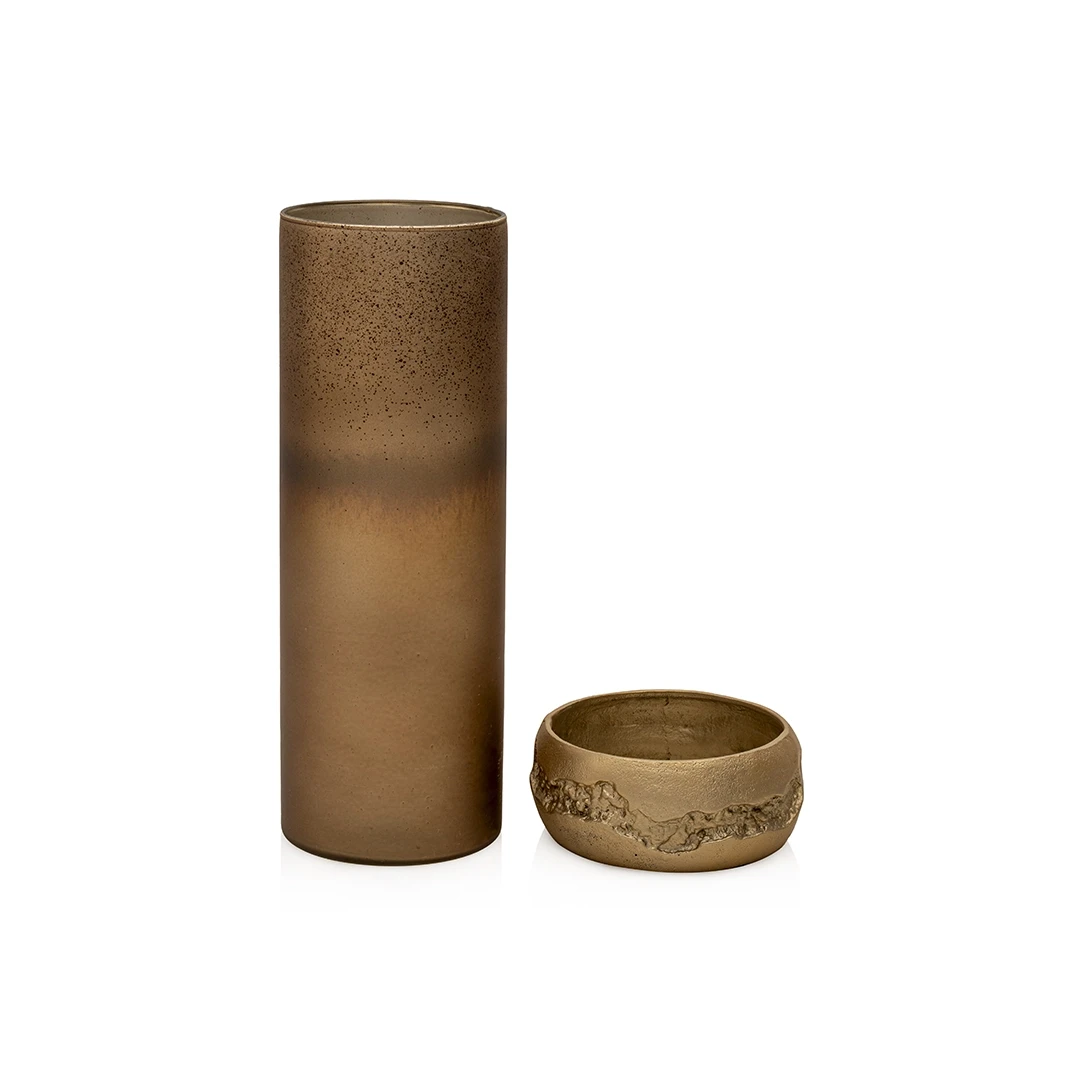 حامل شموع ميابايت ذهبي