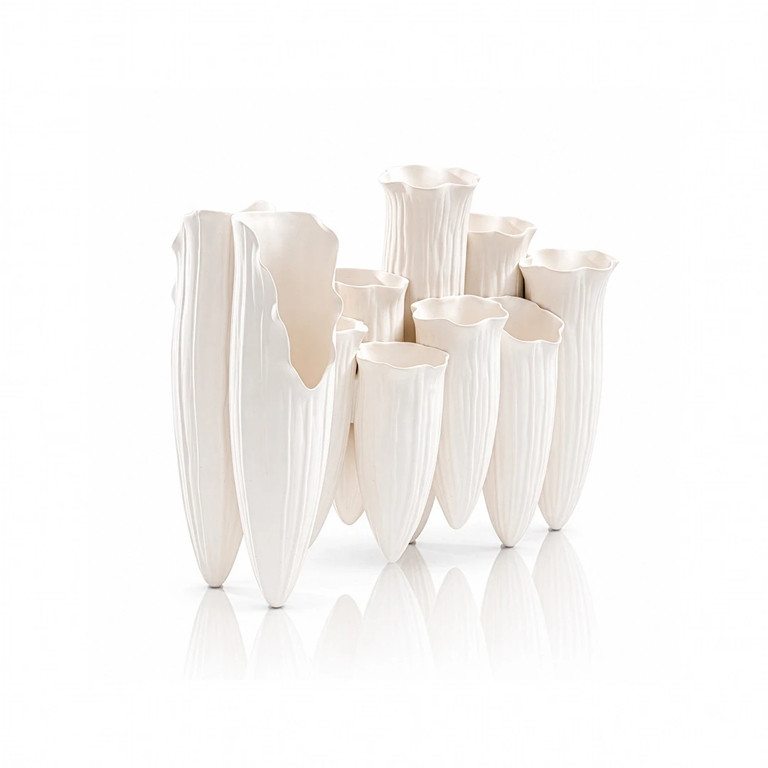 VASE - WHITE
