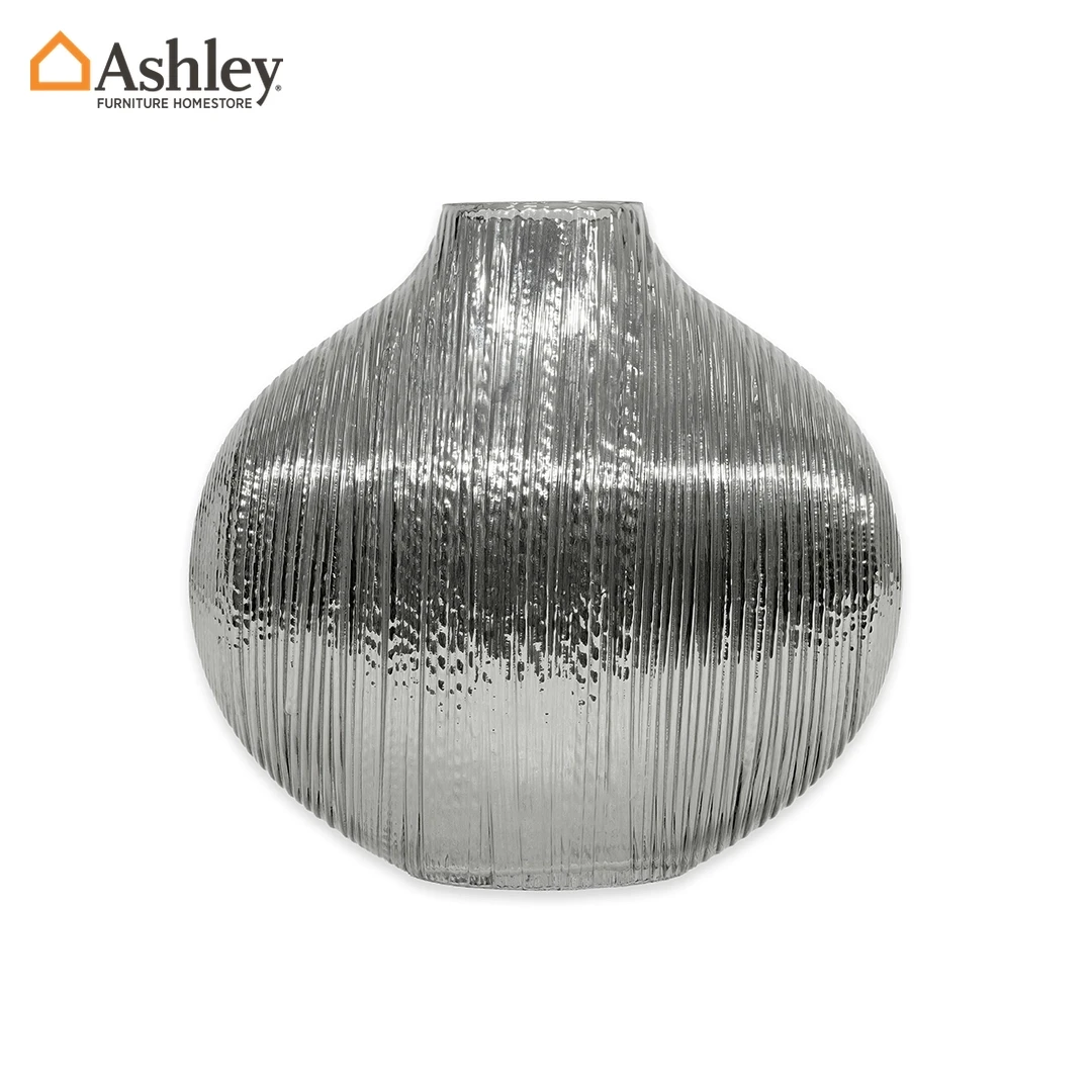 VASE - SILVER