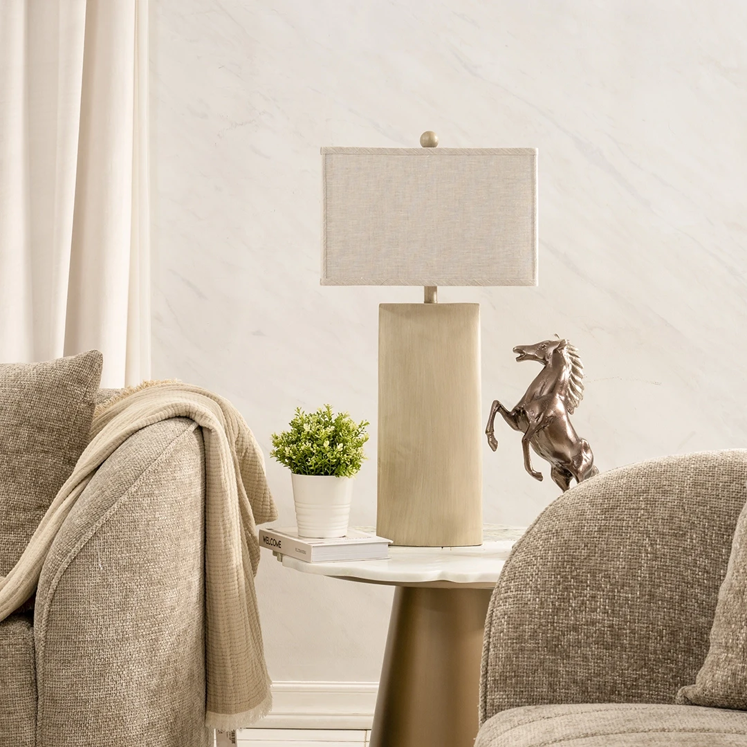 HONEYDEW TABLE LAMP MADE FROM STONE
