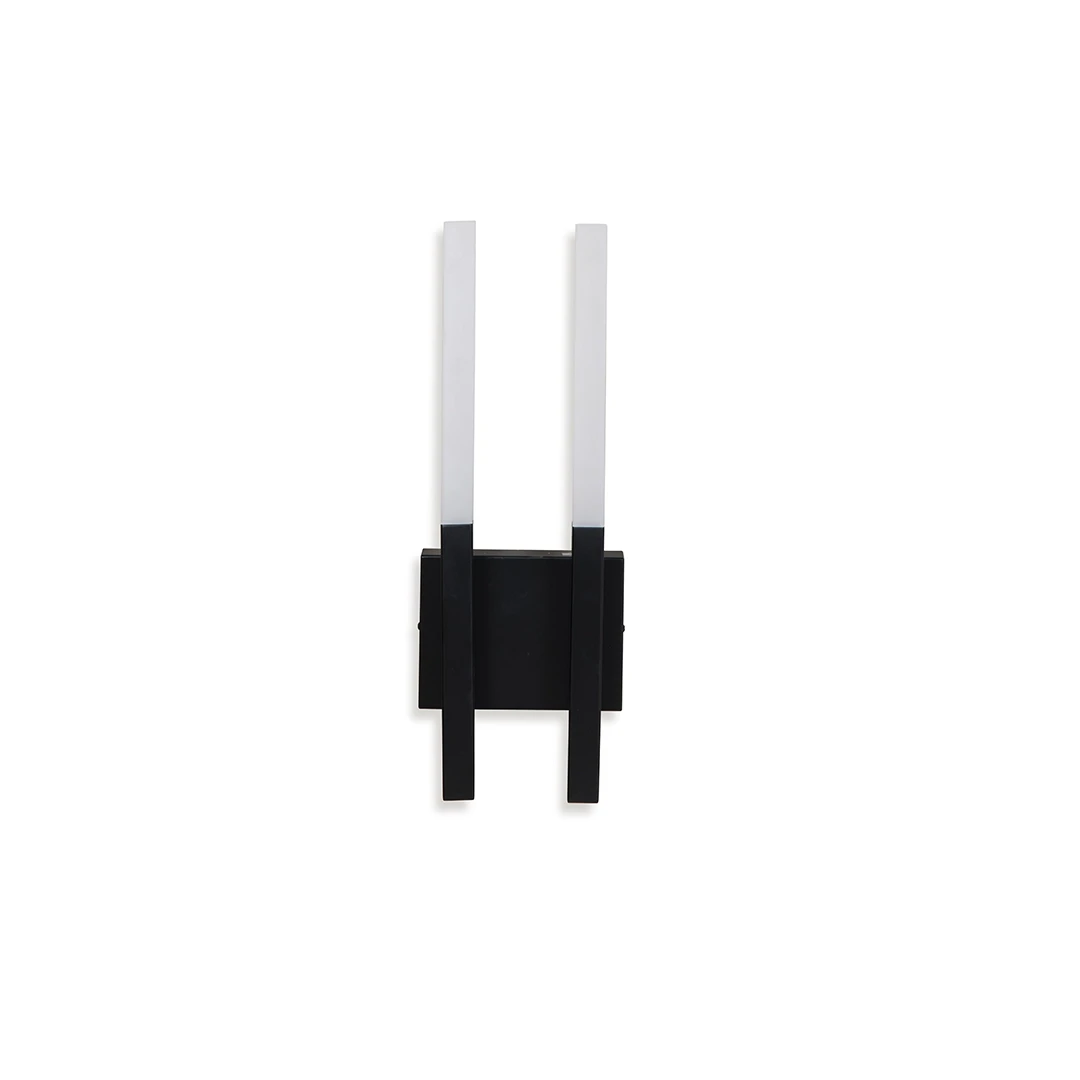 WALL LAMP - BLACK