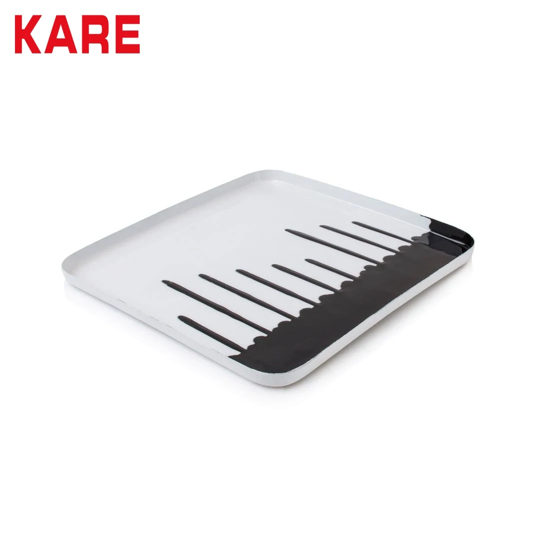 DOOMCREST SERVING TRAY MADE FROM METAL