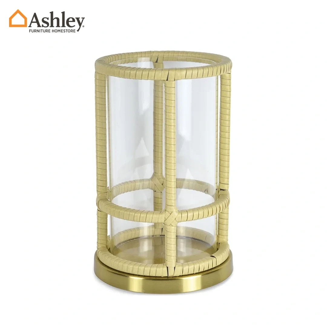 MAYNARD LANTERN MADE FROM METAL