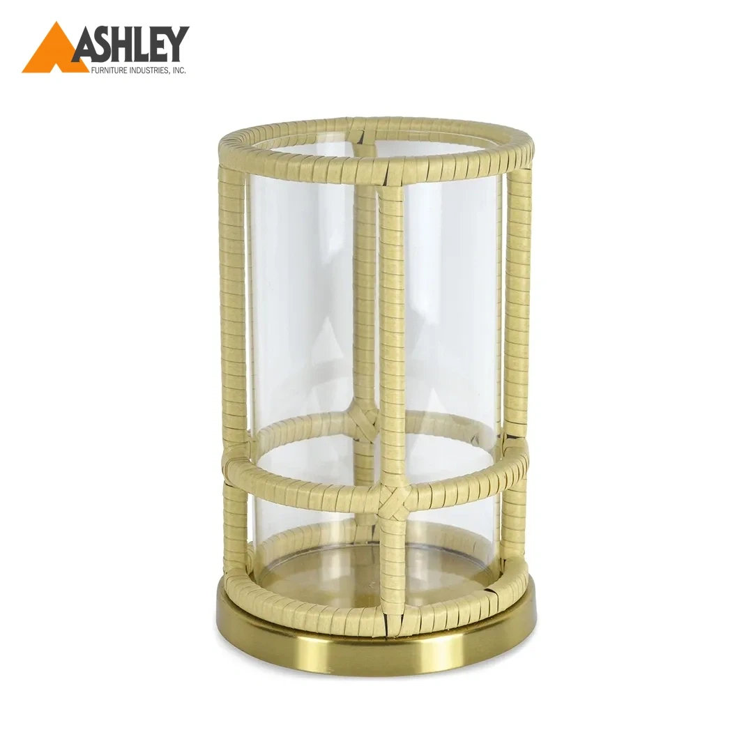 MAYNARD LANTERN MADE FROM METAL