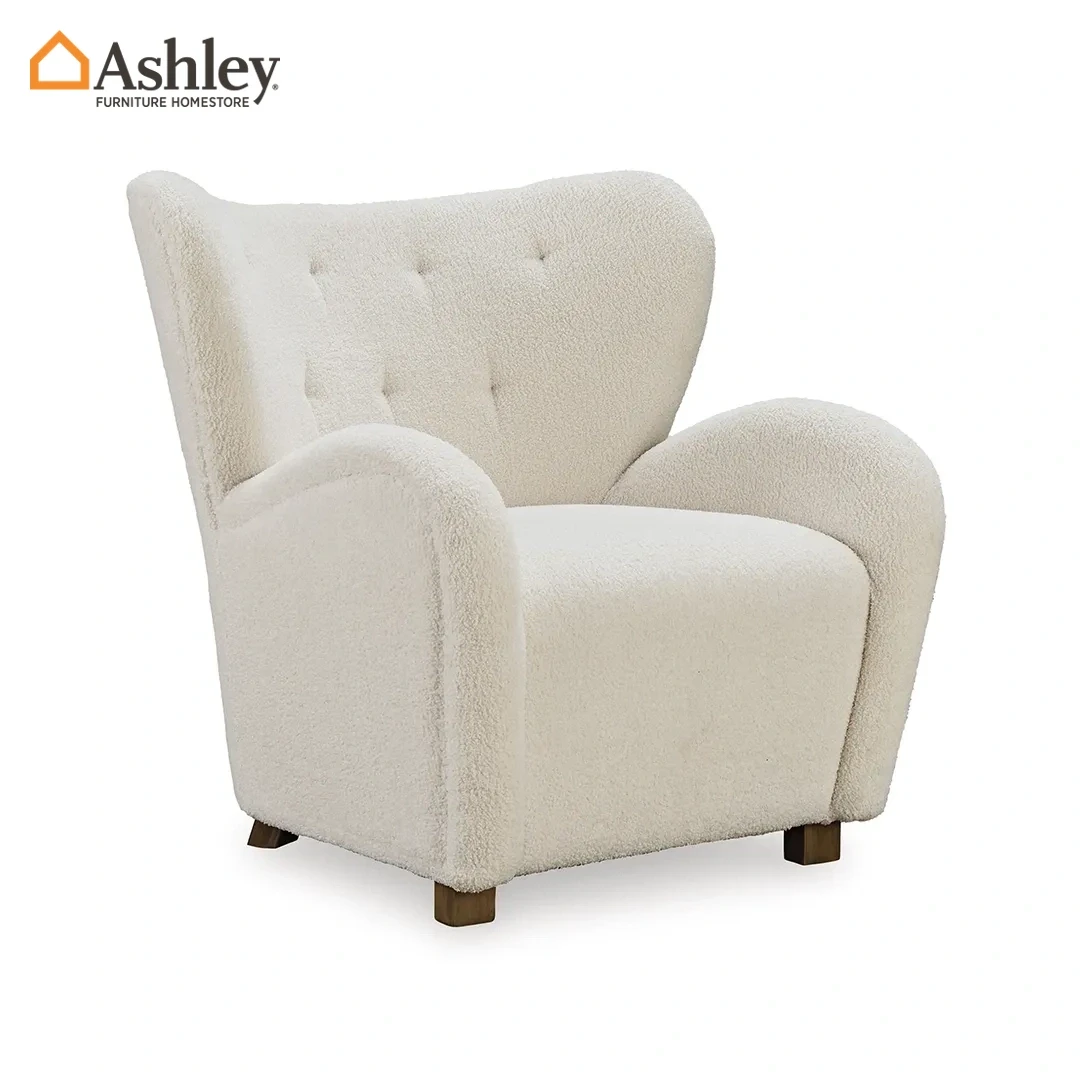 LARBELL CHAIR MADE FROM FUR