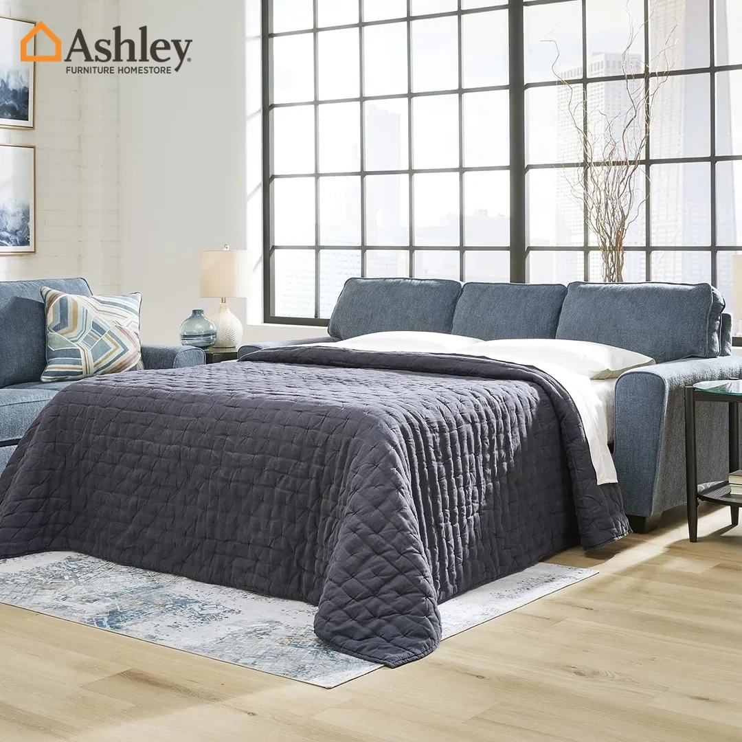 كنبة سرير كاشتون 3 مقاعد أزرق أنيقة من ميداس