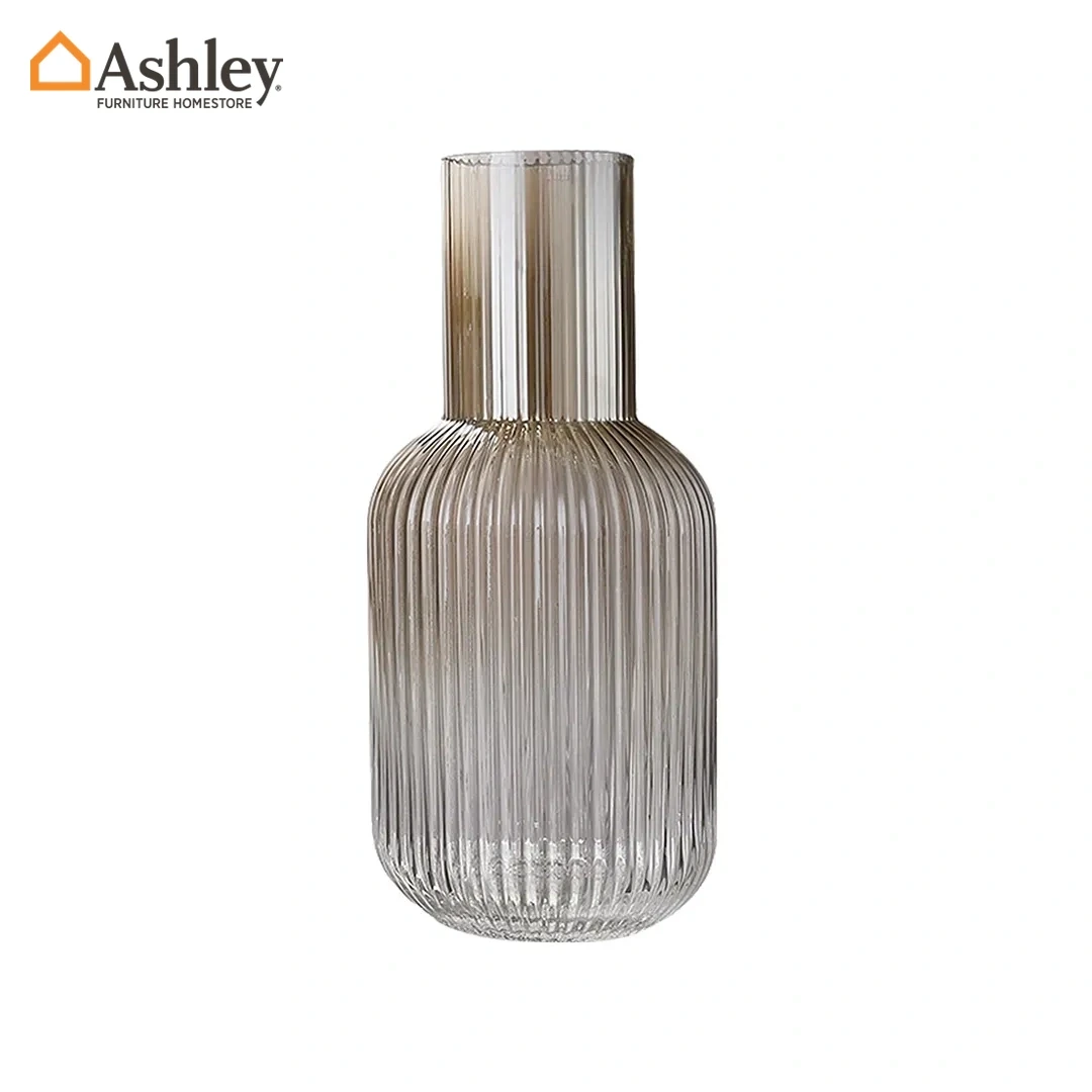 ROYAN VASE MADE FROM GLASS