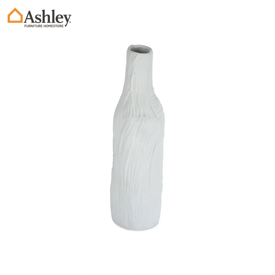 BELLESA VASE MADE FROM CERAMIC