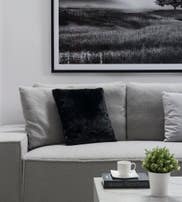 NOVAN CUSHION