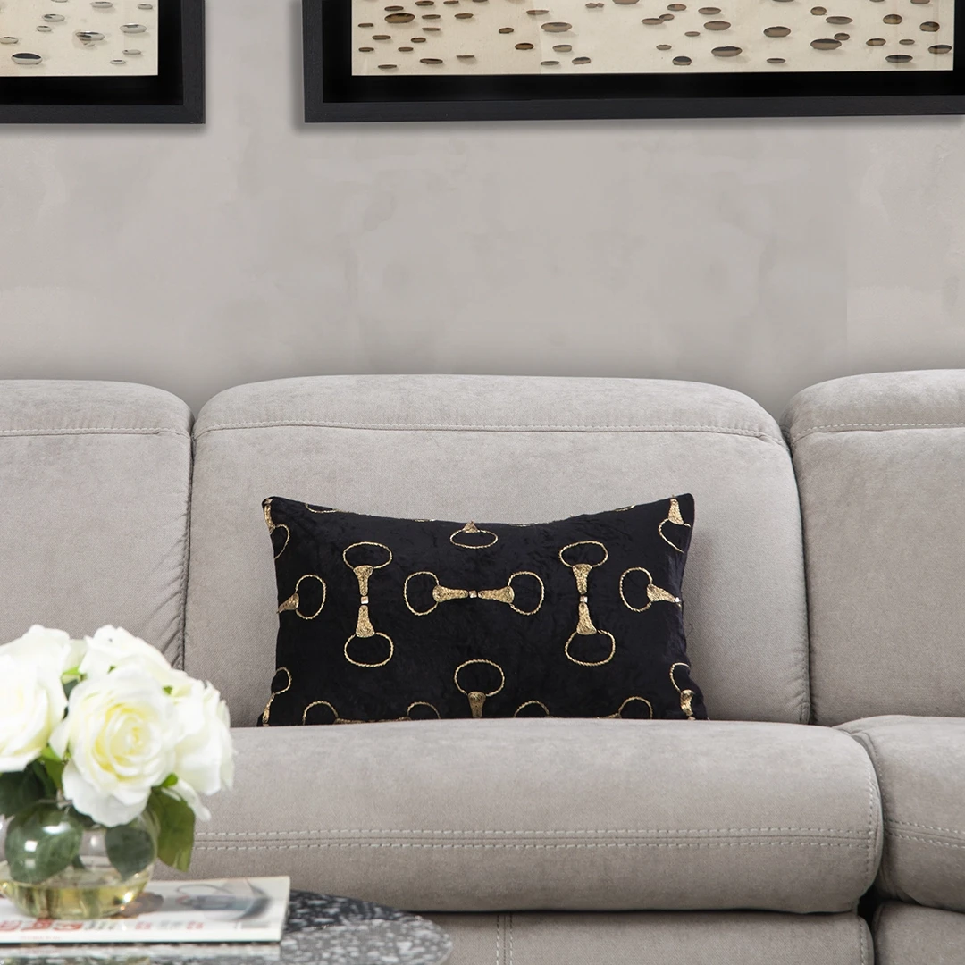 QUIVORA RECTANGLE CUSHION BLACK