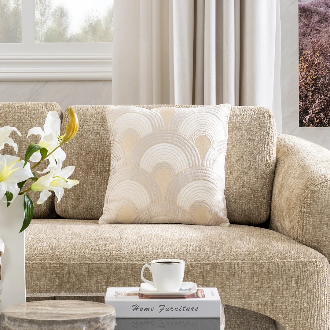 SELCA SQUARE CUSHION MADE FROM FABRIC