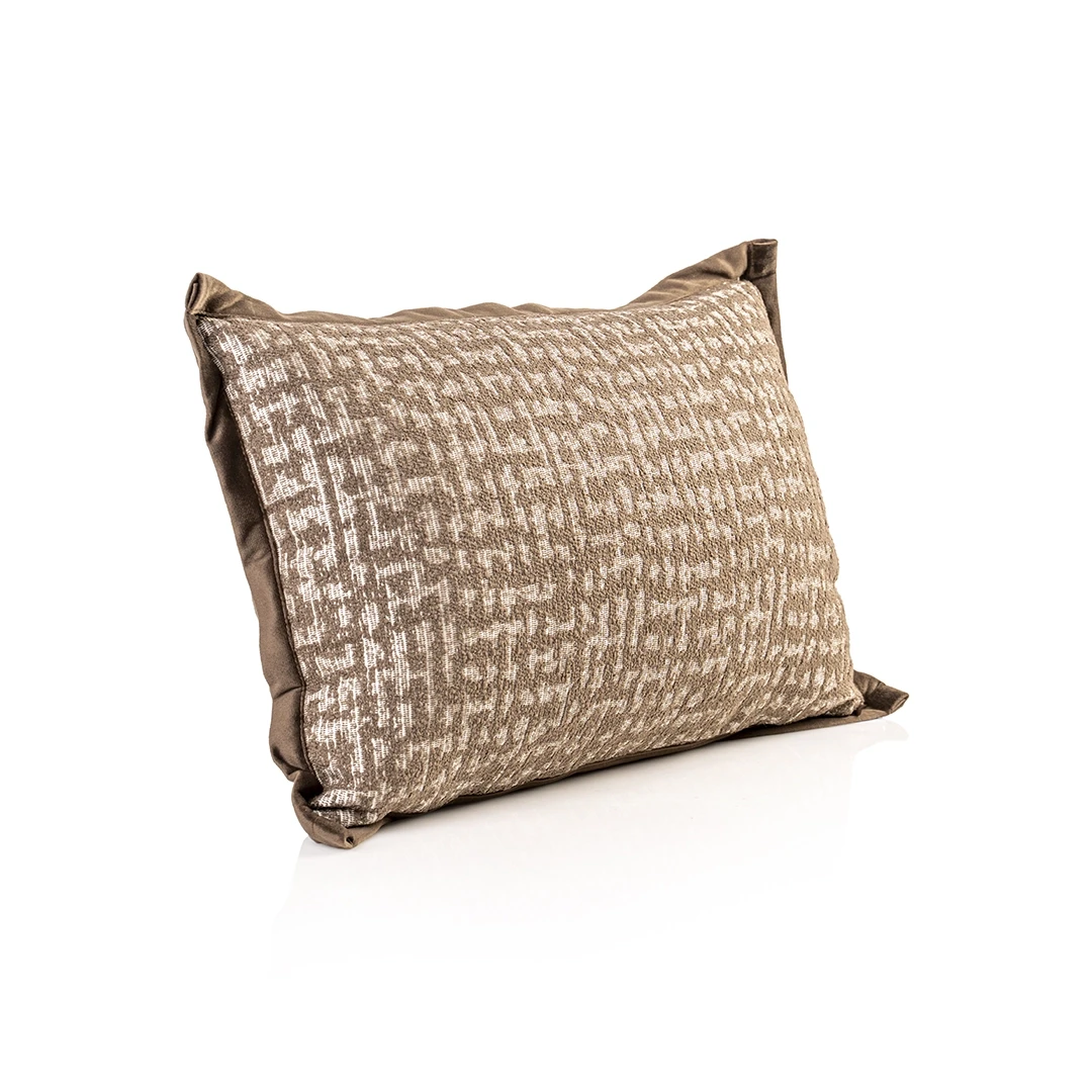 AQUAAROCORE RECTANGLE CUSHION LIGHT BROWN