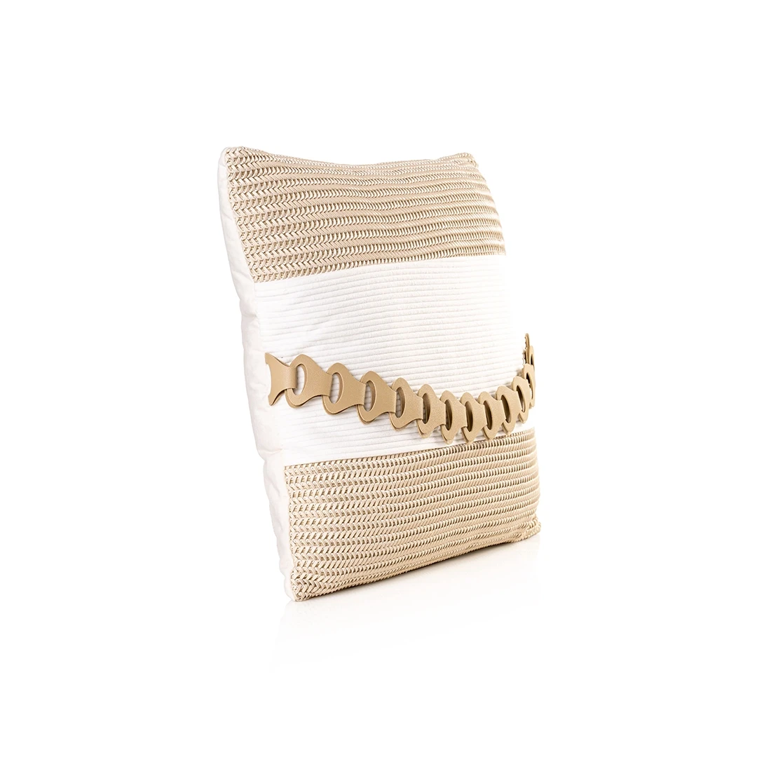 ELAROX SQUARE CUSHION LIGHT BROWN