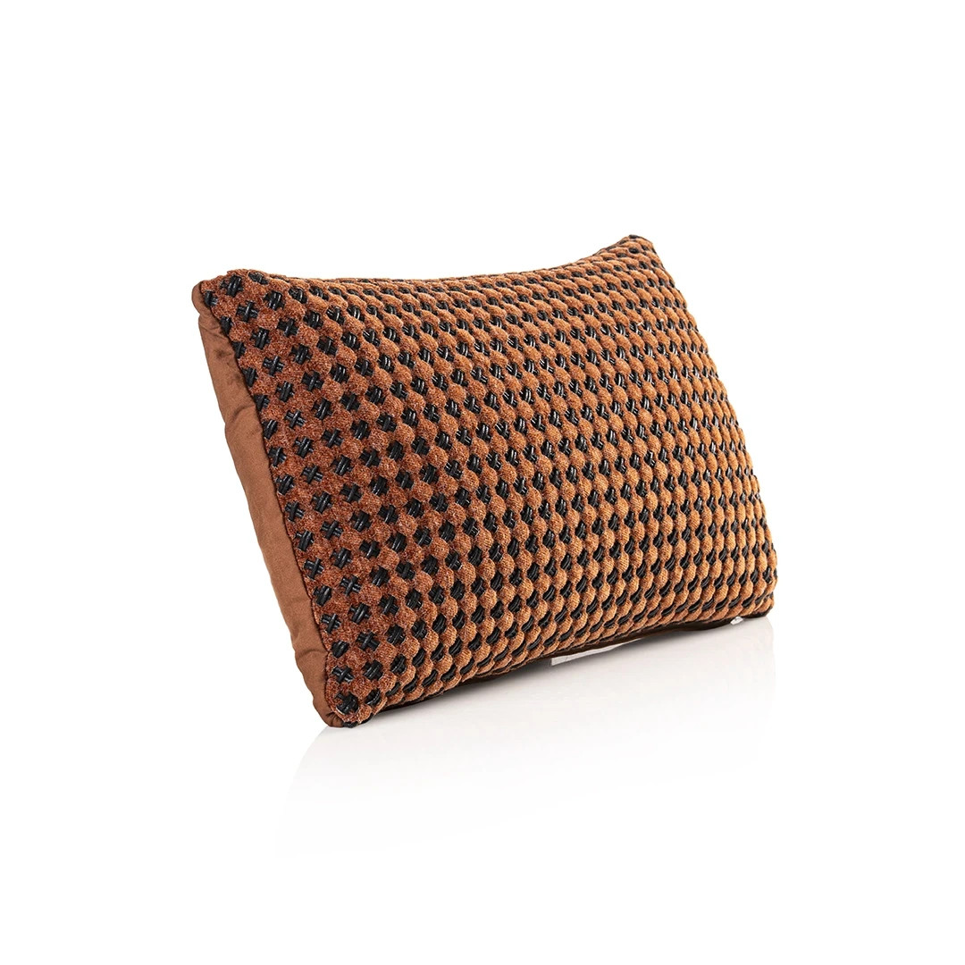VAIUM RECTANGLE CUSHION DARK BROWN