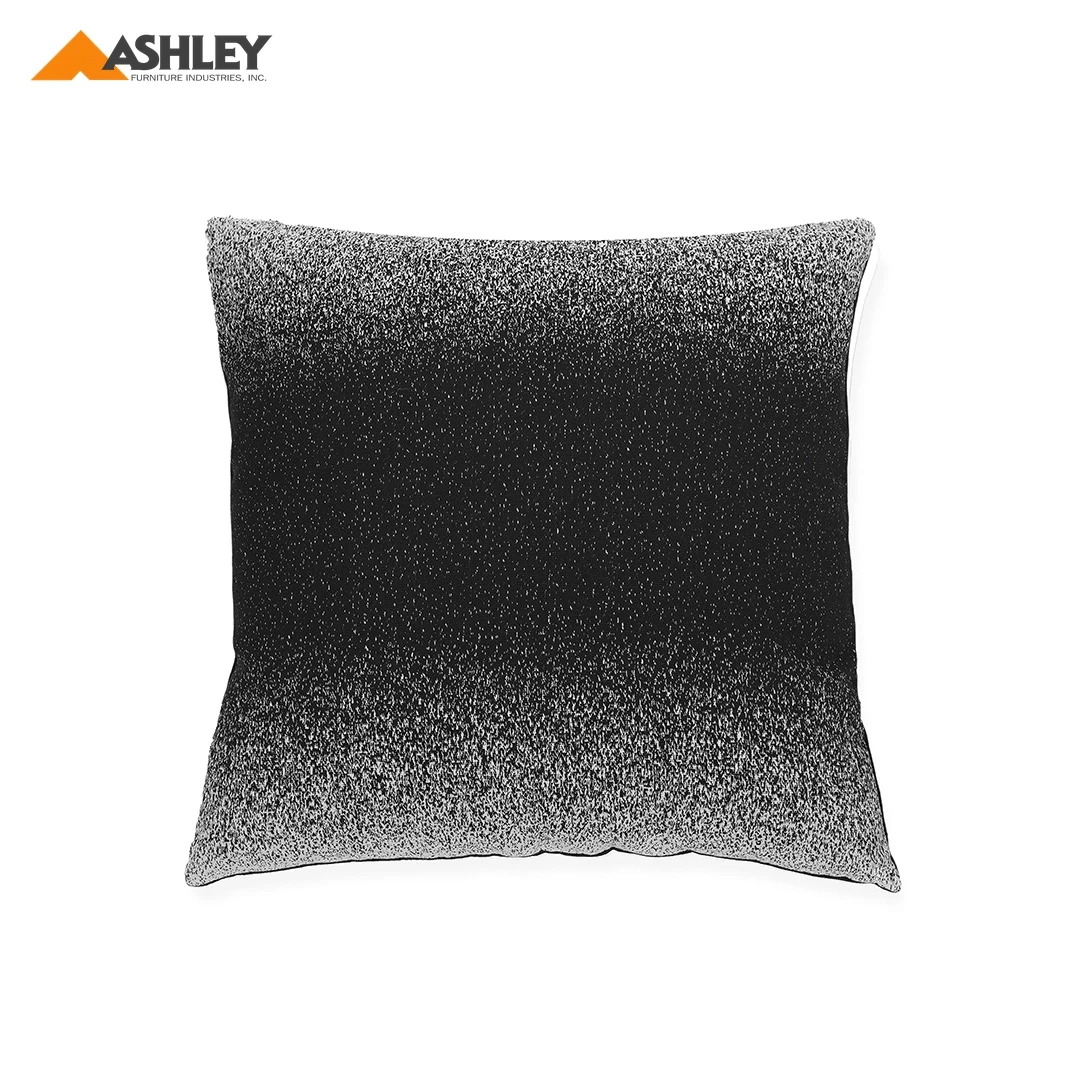 SQUARE CUSHION - BLACK
