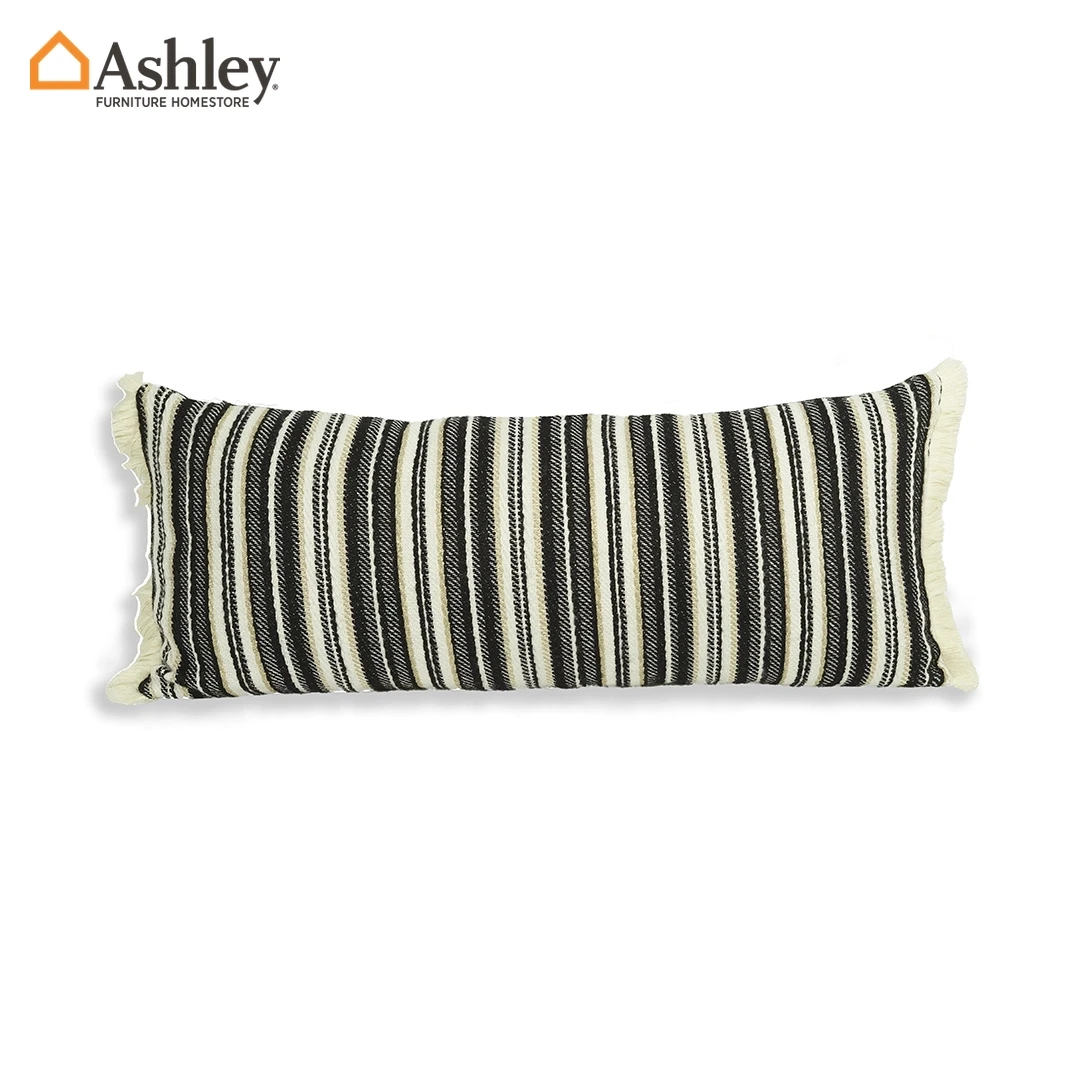 RECTANGLE CUSHION - BLACK