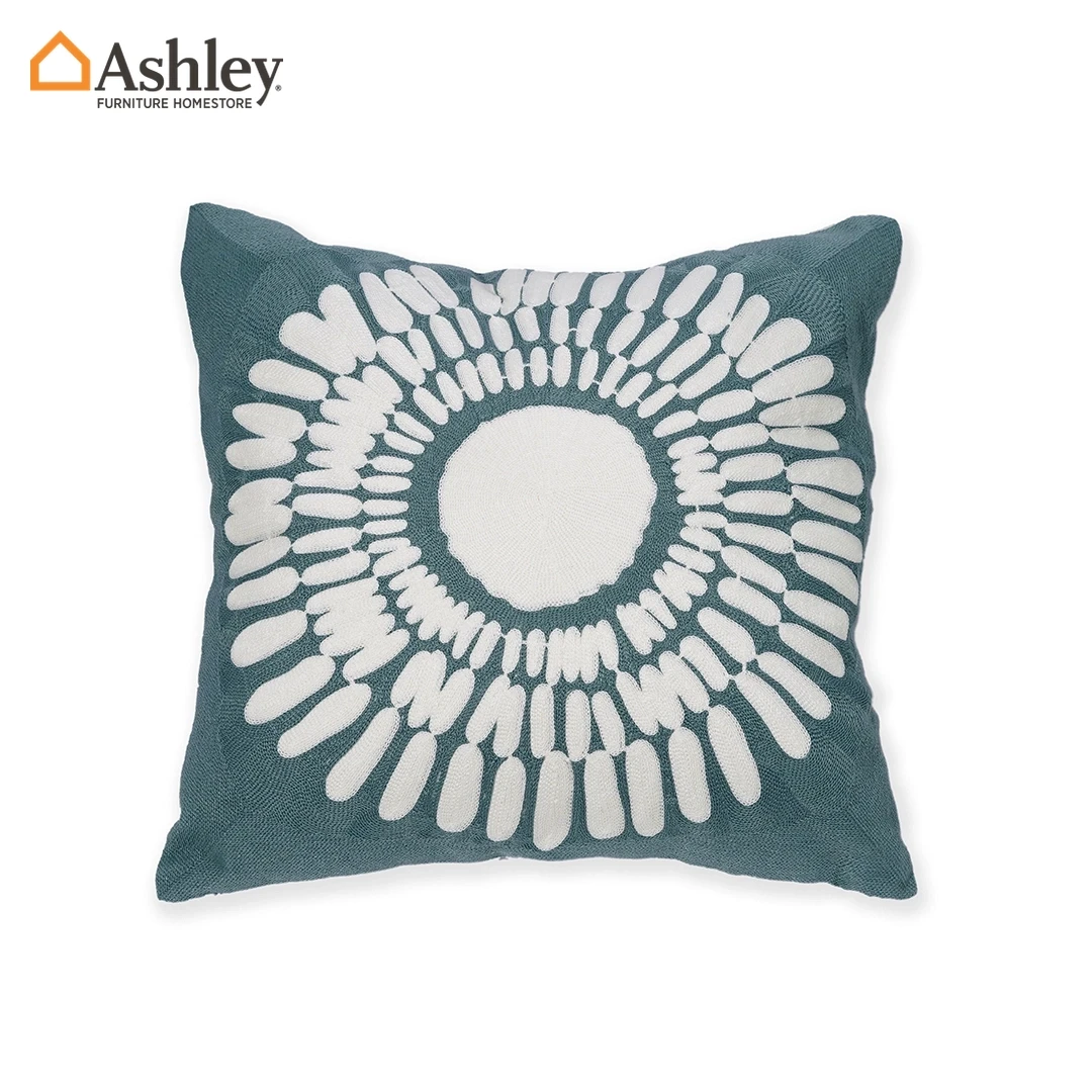 SQUARE CUSHION - WHITE