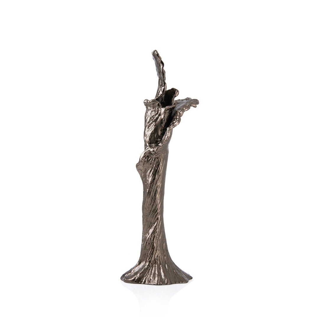 ALDONA SCULPTURE MADE FROM METAL
