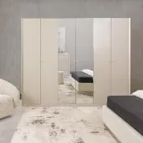 الفئات خزانة ملابس image